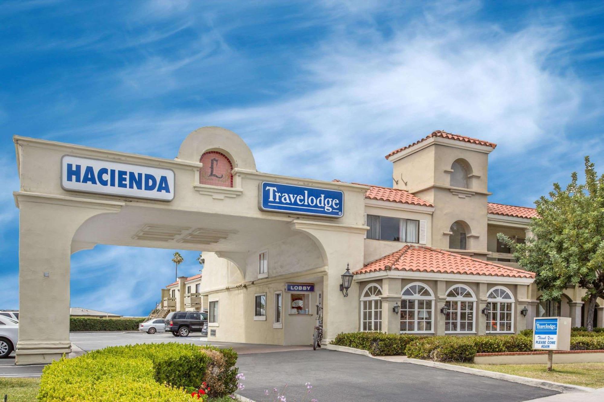Travelodge By Wyndham Costa Mesa Newport Beach Hacienda Buitenkant foto